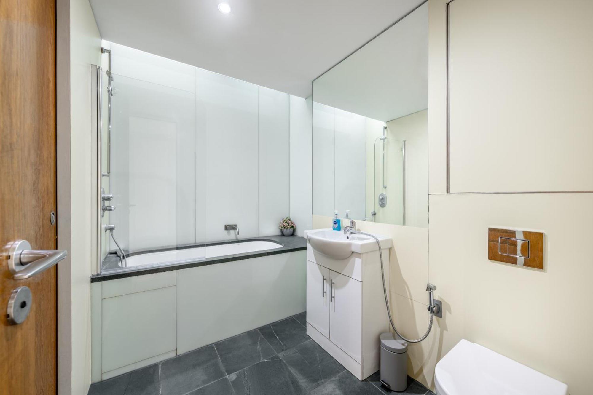 Woodstock Apartment London